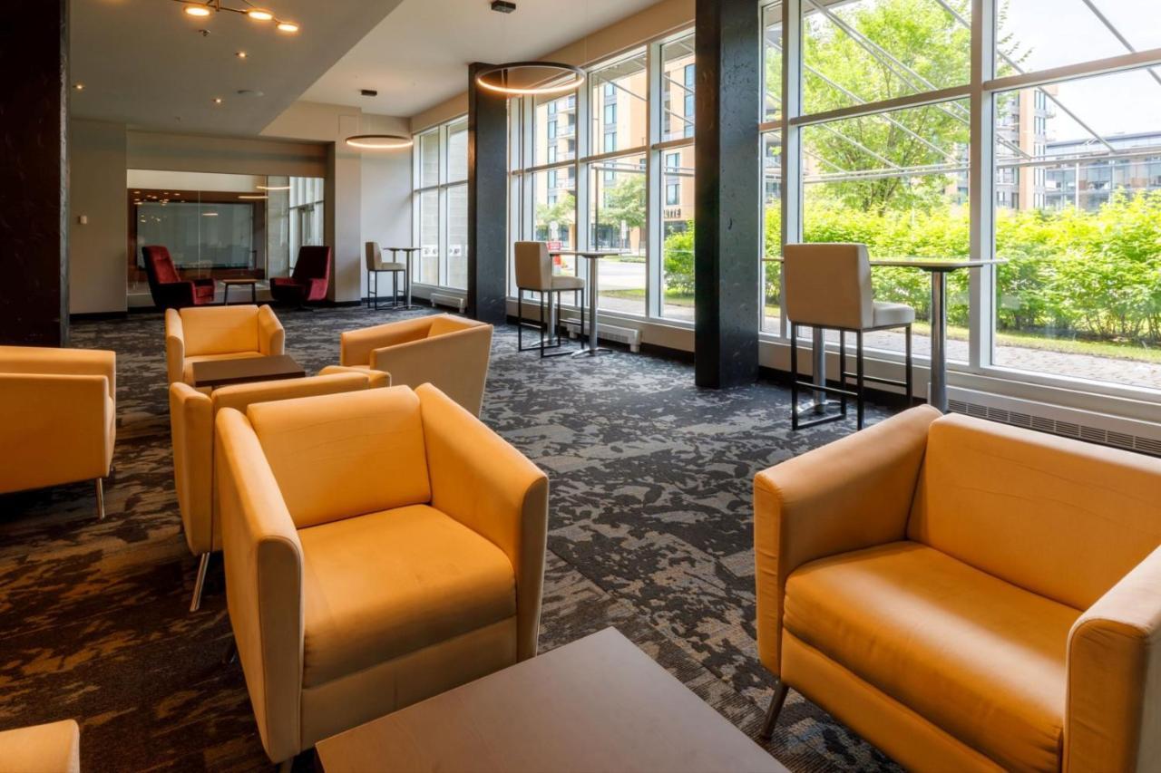 Four Points by Sheraton Lévis Convention Centre Esterno foto