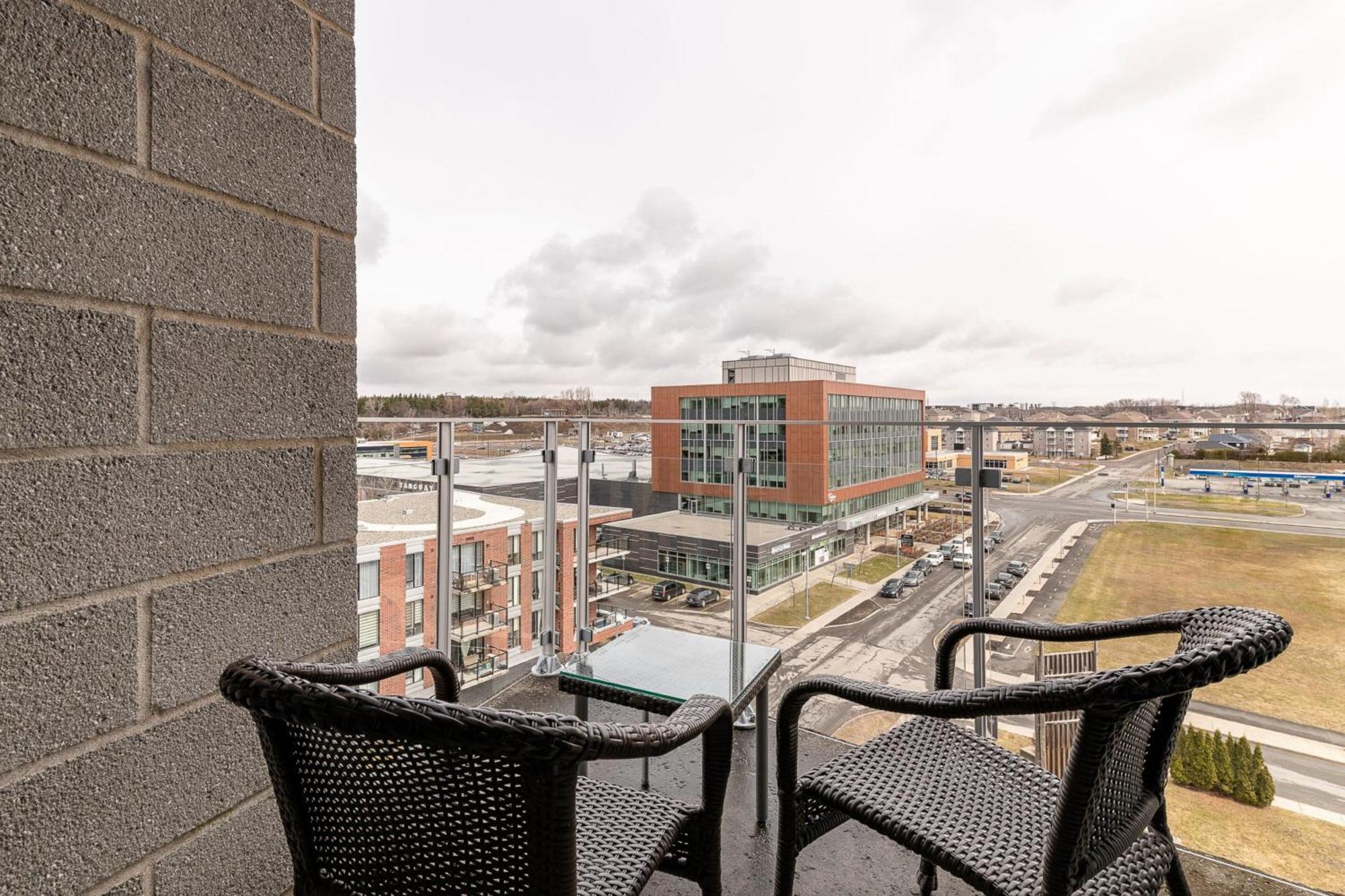 Four Points by Sheraton Lévis Convention Centre Esterno foto
