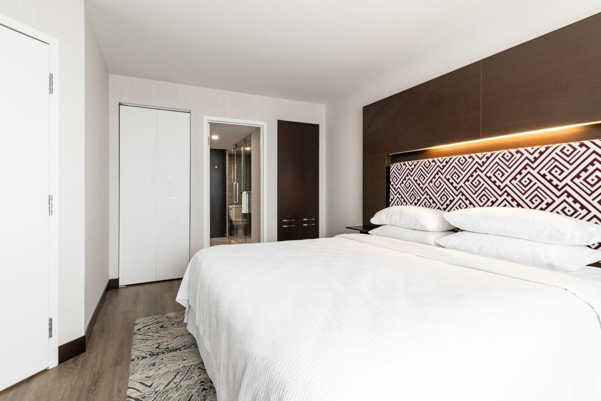 Four Points by Sheraton Lévis Convention Centre Esterno foto