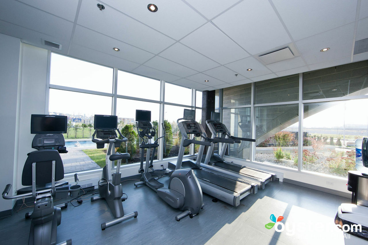 Four Points by Sheraton Lévis Convention Centre Esterno foto